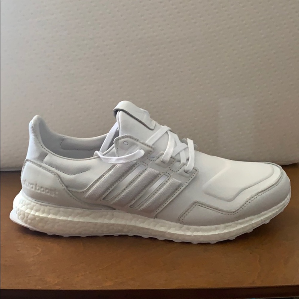 UltraBoost 20 Leather